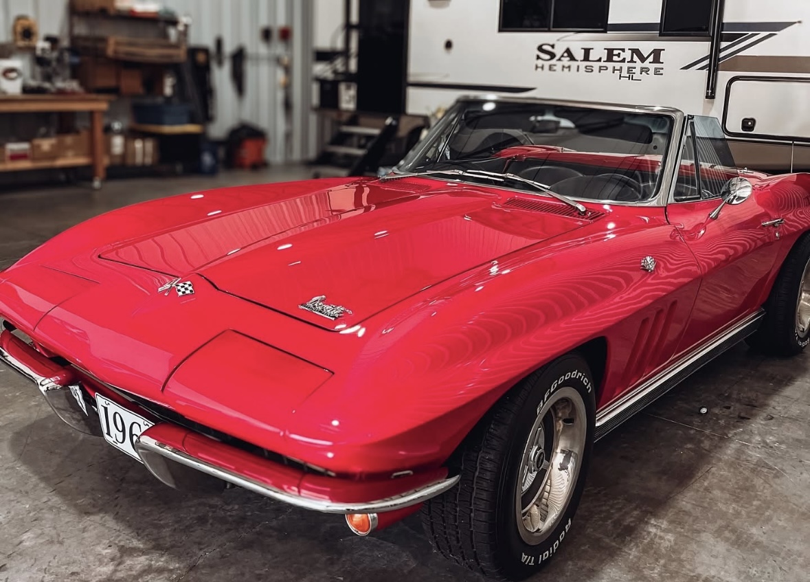 1966 Corvette Side